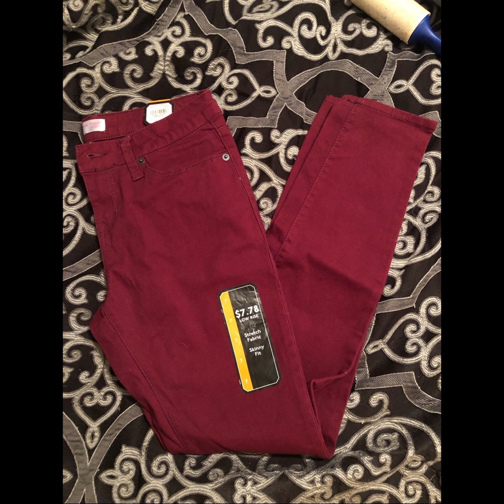 No Boundaries Burgundy Low Rise Skinny Jeans